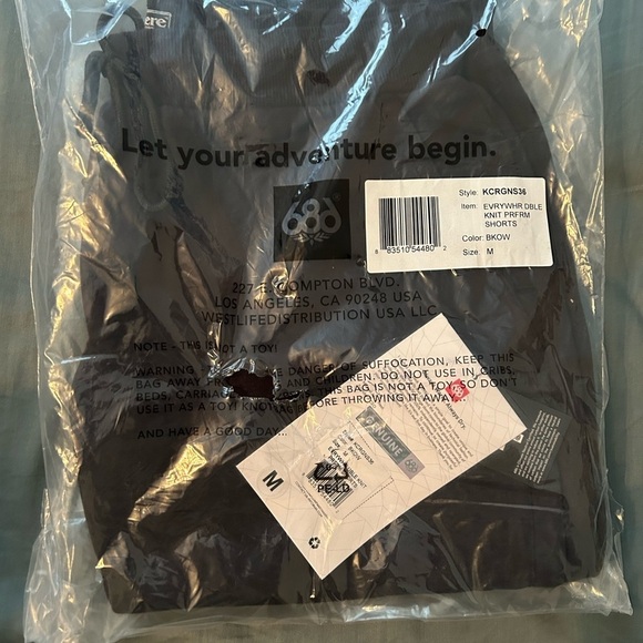 NWT 686 Men’s Everywhere Double Knit Performance Shorts Size S & M - Picture 6 of 6